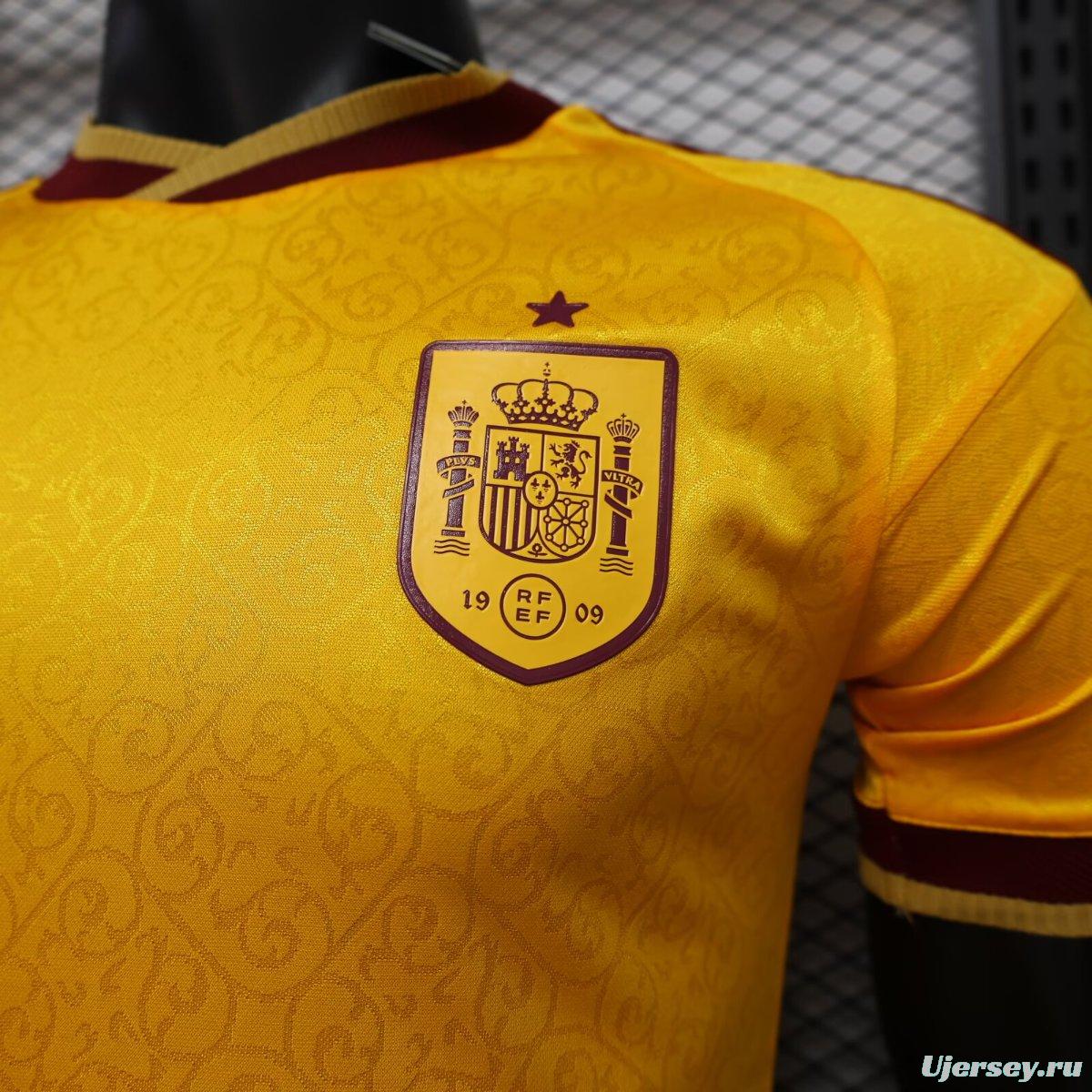 Player Version 2026 Spain Golden Special Jersey